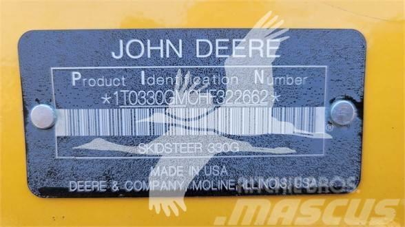 John Deere 330G Kompaktrakodók