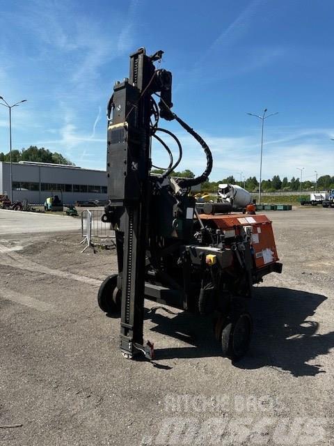 Orteco POULAIN SH740/30-F6 Hydraulic pile hammers