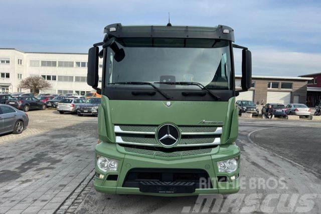 Mercedes-Benz Actros 2543 6x2 Chassis Cab trucks