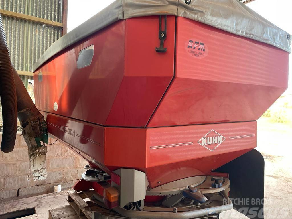 Kuhn Axis 30.1 Mineral spreaders