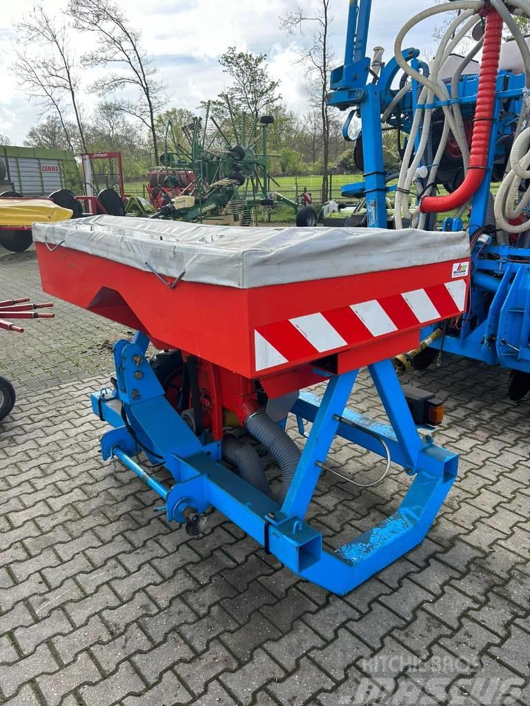 Monosem NG PLUS 8R + Front tank Precision sowing machines