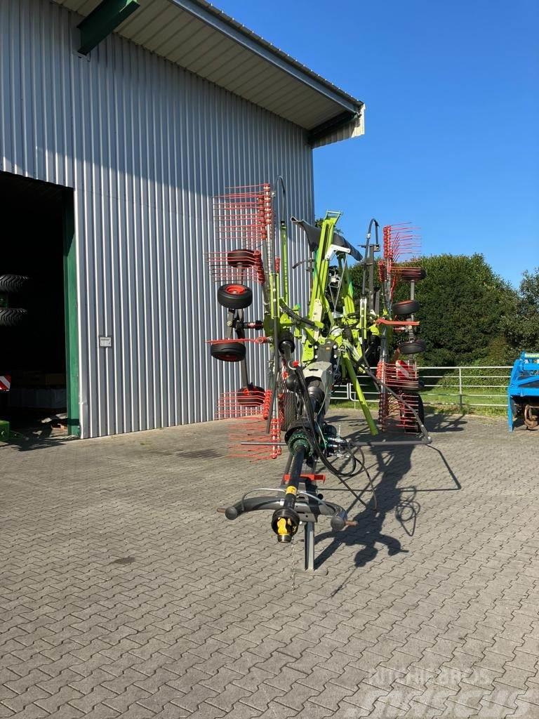 CLAAS Liner 1800 Twin Swathers