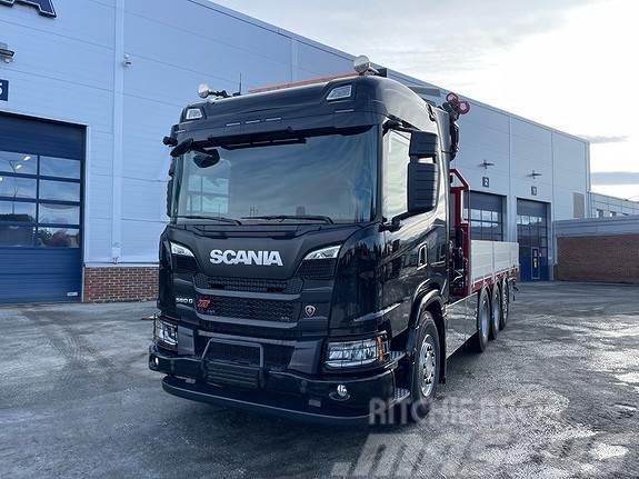 Scania G560B8x4*4NB byggevare bil med HMF 2820K7-1, 21,6  Crane trucks