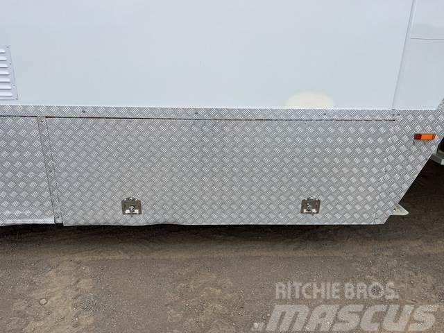 Hino FG 1628 500 Series Flatbed / Dropside trucks