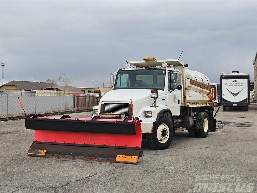 Freightliner FL70 Snow blades and plows