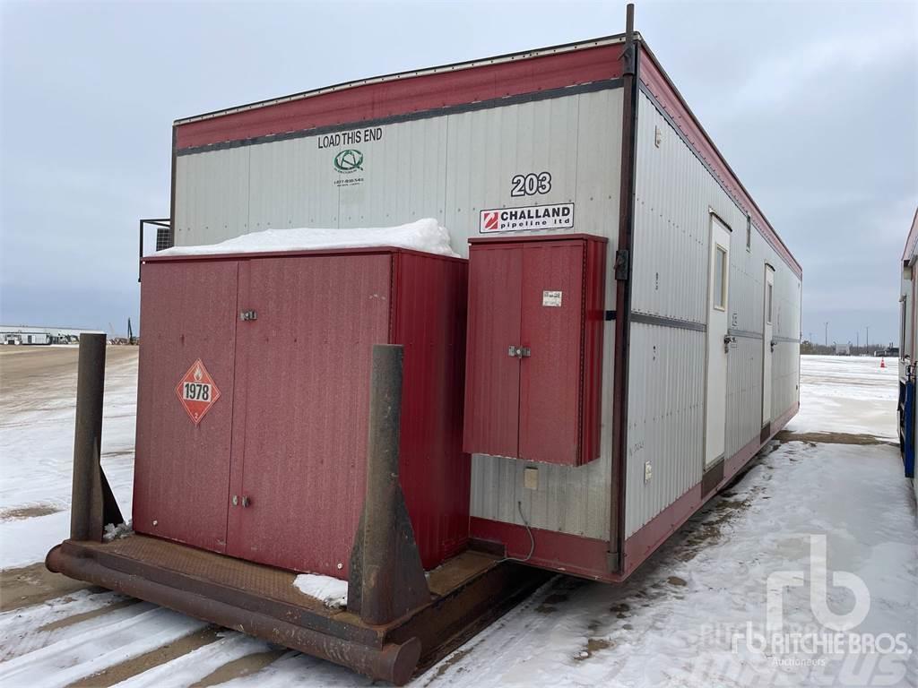  DA STRUCTURES 40 ft x 12 ft Triple Skidded Office Other trailers