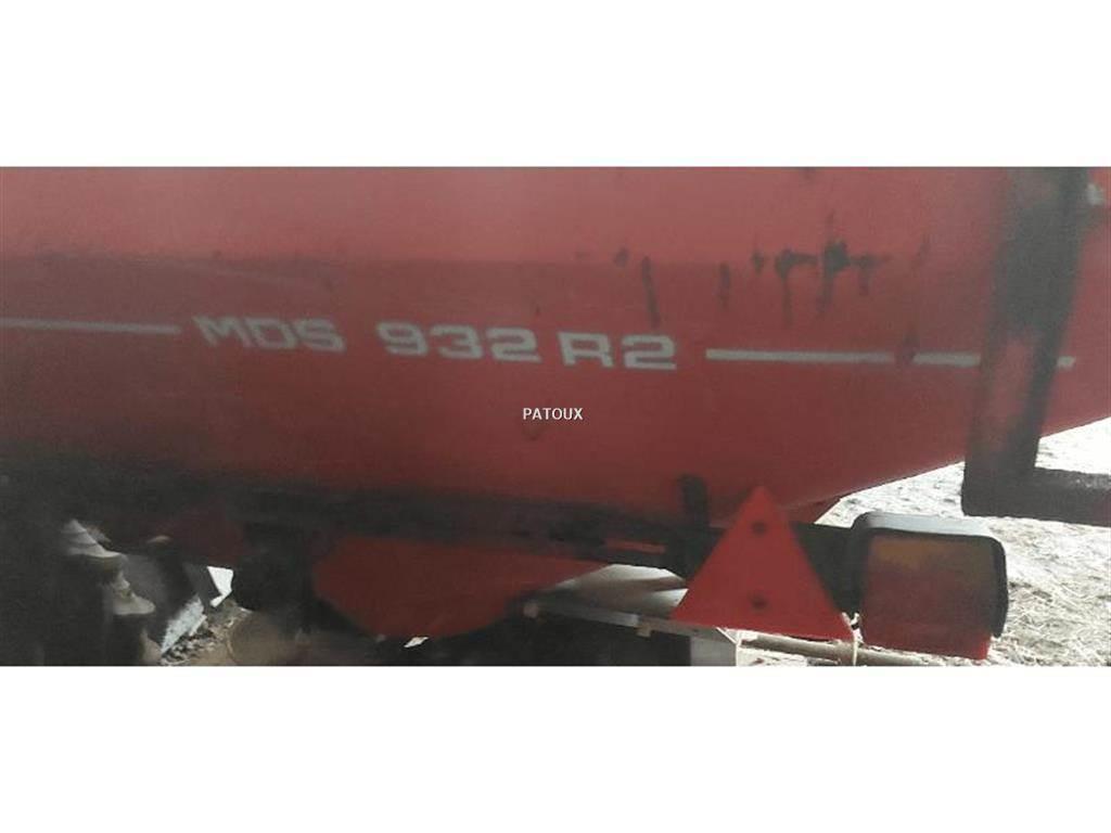 Kuhn MDS932 Mineral spreaders