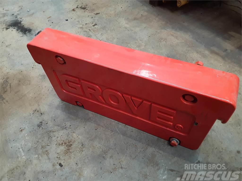Grove GMK 5130-2 counterweight 1 ton Crane parts and equipment