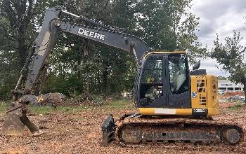 DEERE 135G