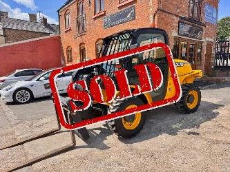 JCB 520-40