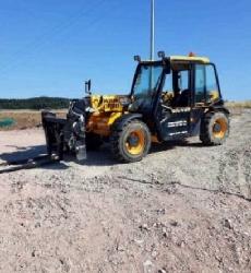 JCB 525-60