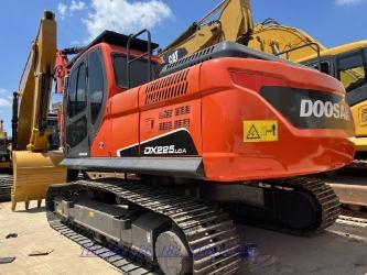 Doosan DX225