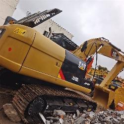 CAT 320 D L