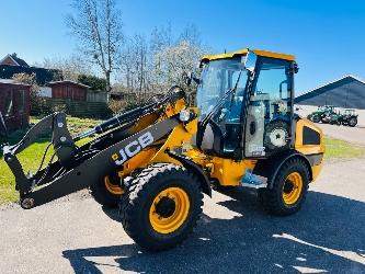 JCB 407