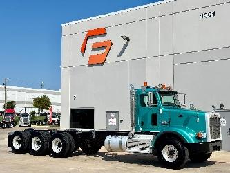 Peterbilt 365