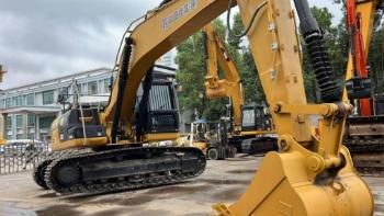 CAT 330D2