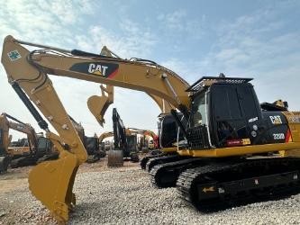 CAT 320 D