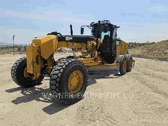CAT 120M2AWD