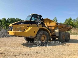 CAT 735 T (OLD)