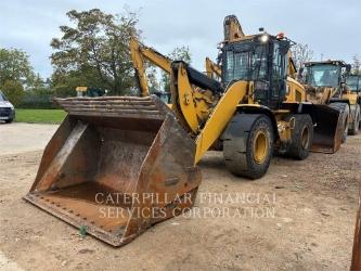 CAT 926M
