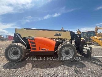 JLG 1055