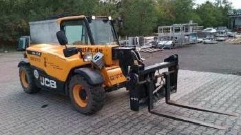 JCB 525-60