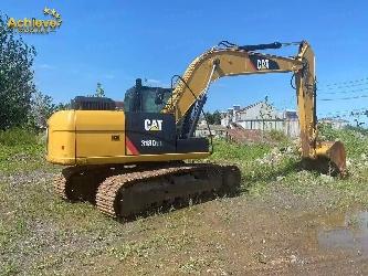 CAT 318D2L