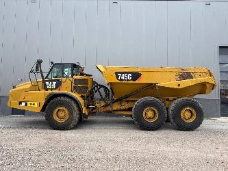 CAT 745 C