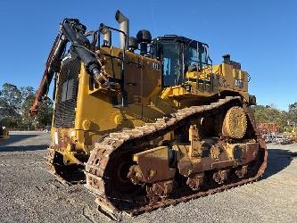 CAT D11
