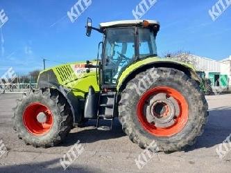 CLAAS Axion 840
