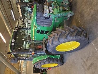 John Deere 6230