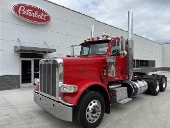 Peterbilt 389