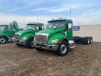 Peterbilt 548