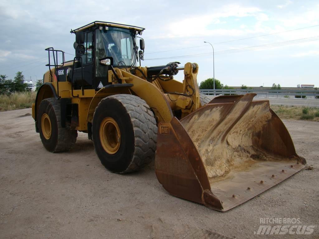CAT 966 K Gumikerekes homlokrakodók