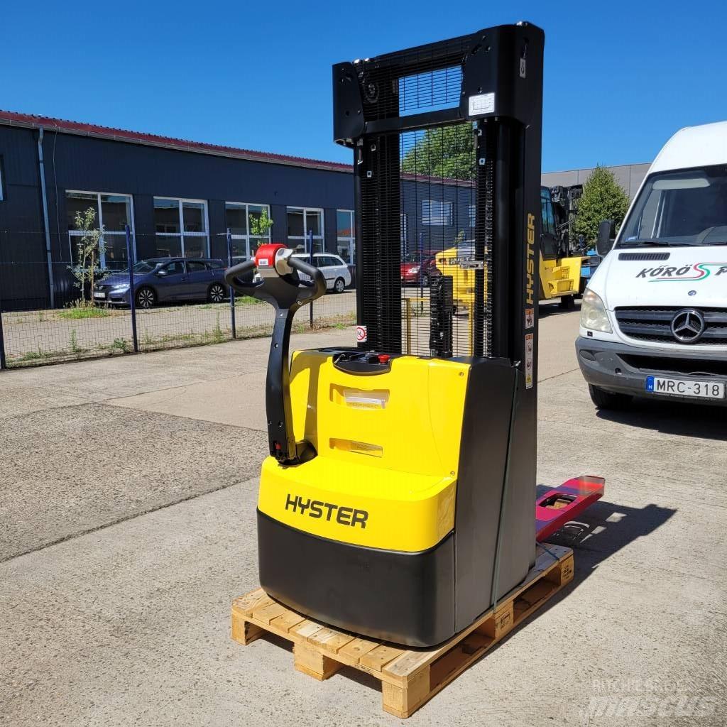 Hyster S 1.6 Gyalogkíséretű targonca