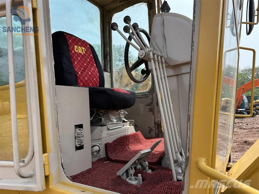 CAT 140G Gréderek