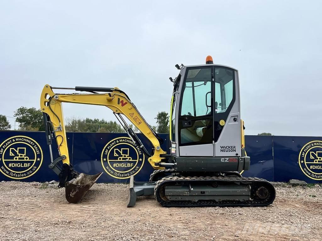 Wacker Neuson EZ26 Mini kotrók < 7t