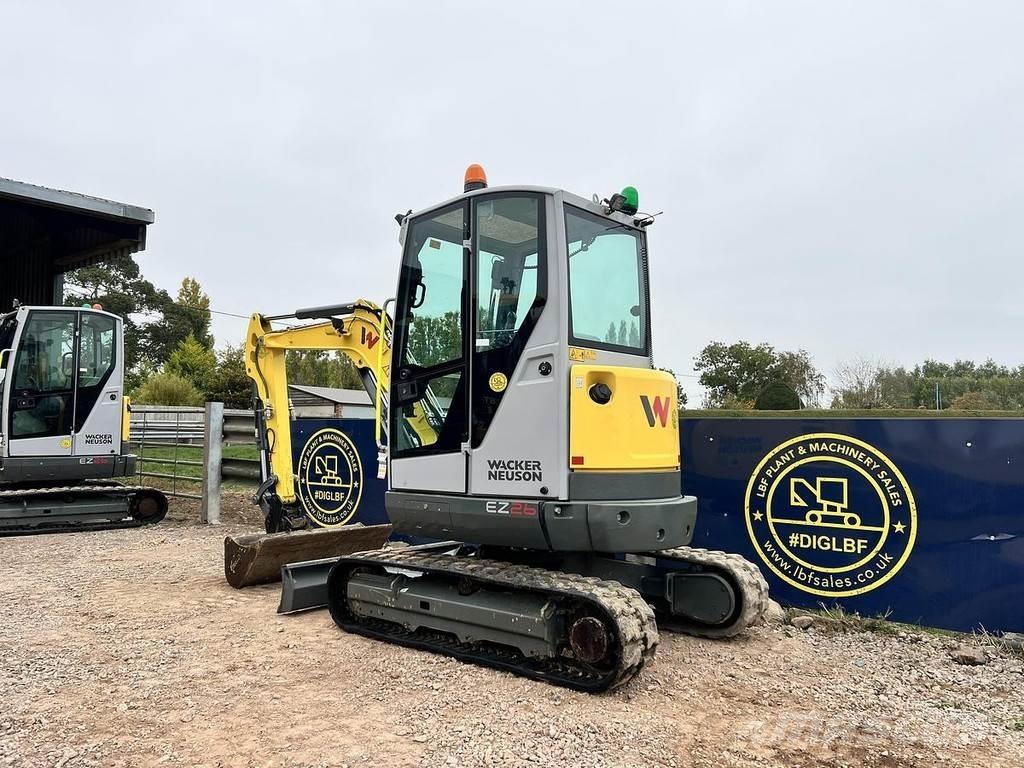 Wacker Neuson EZ26 Mini kotrók < 7t