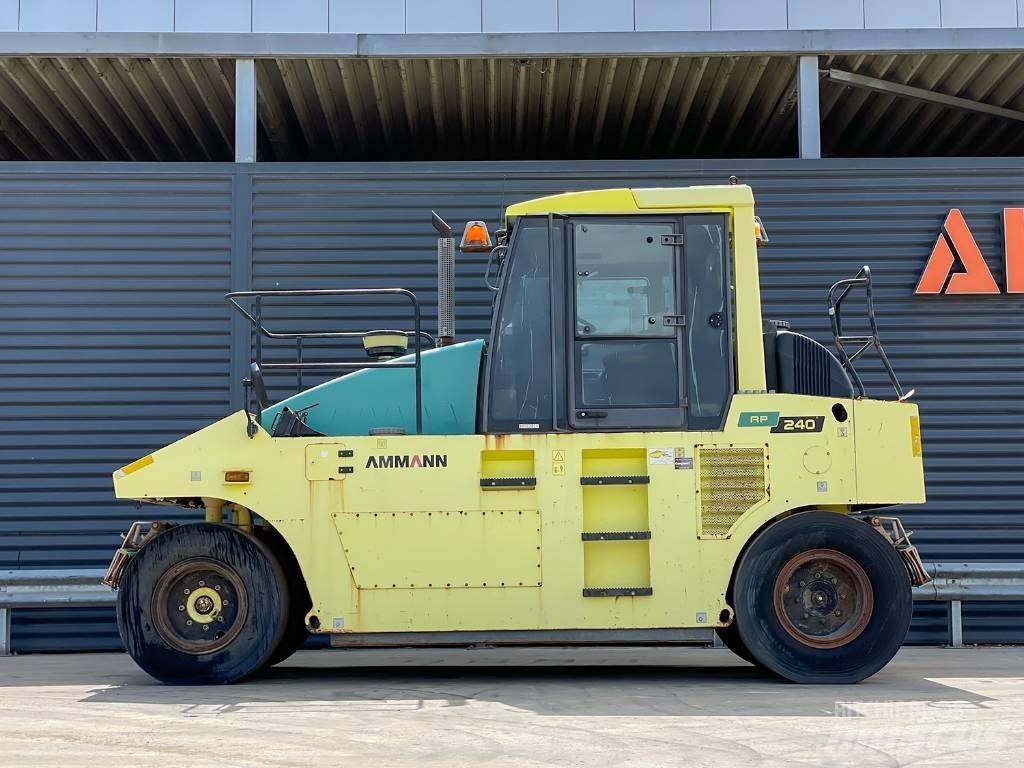 Ammann AP 240 Pneumatikus kerekes hengerek
