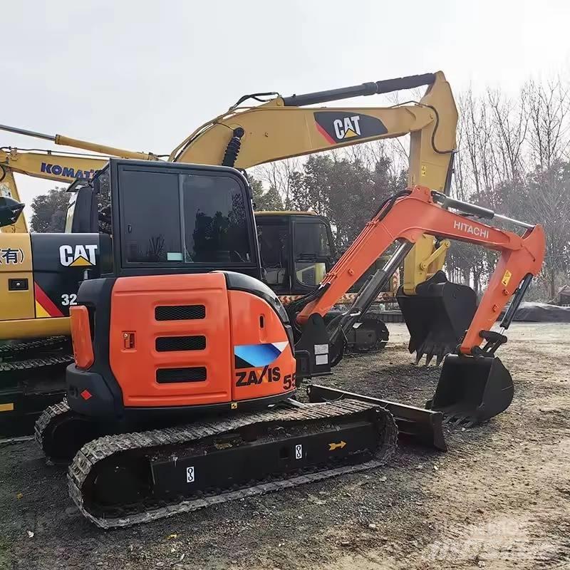Hitachi ZX 55 Mini kotrók < 7t