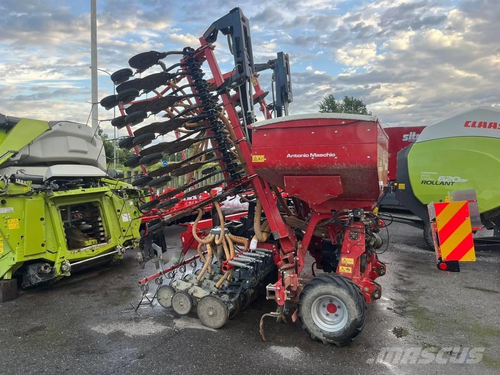 Mascar Montana 600 Precíziós vetőgépek