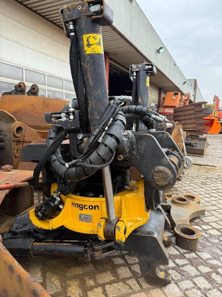 Engcon EC 233 Forgatók-Építőipar