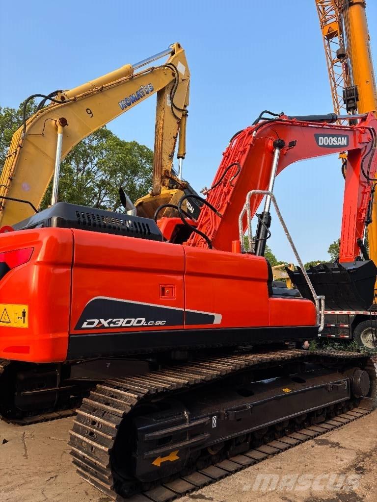 Doosan DX300LC-9C Lánctalpas kotrók