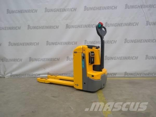 Jungheinrich EJE 114 Alacsony emelőkocsi
