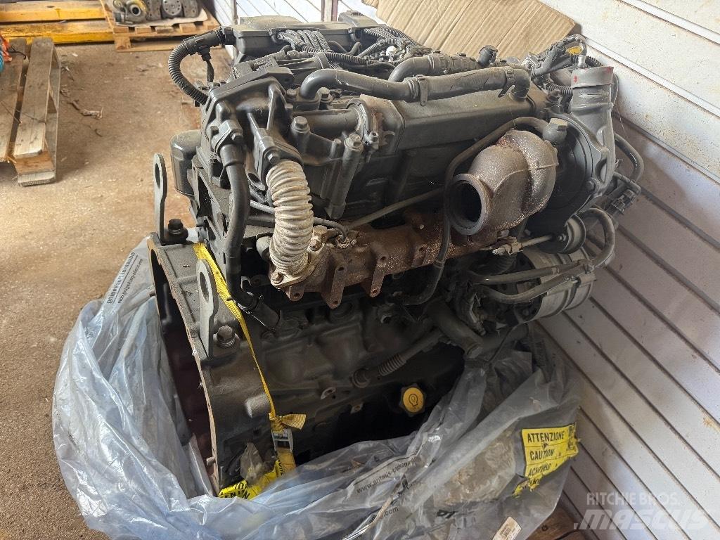  Motor FPT F5HFL413B Motorok