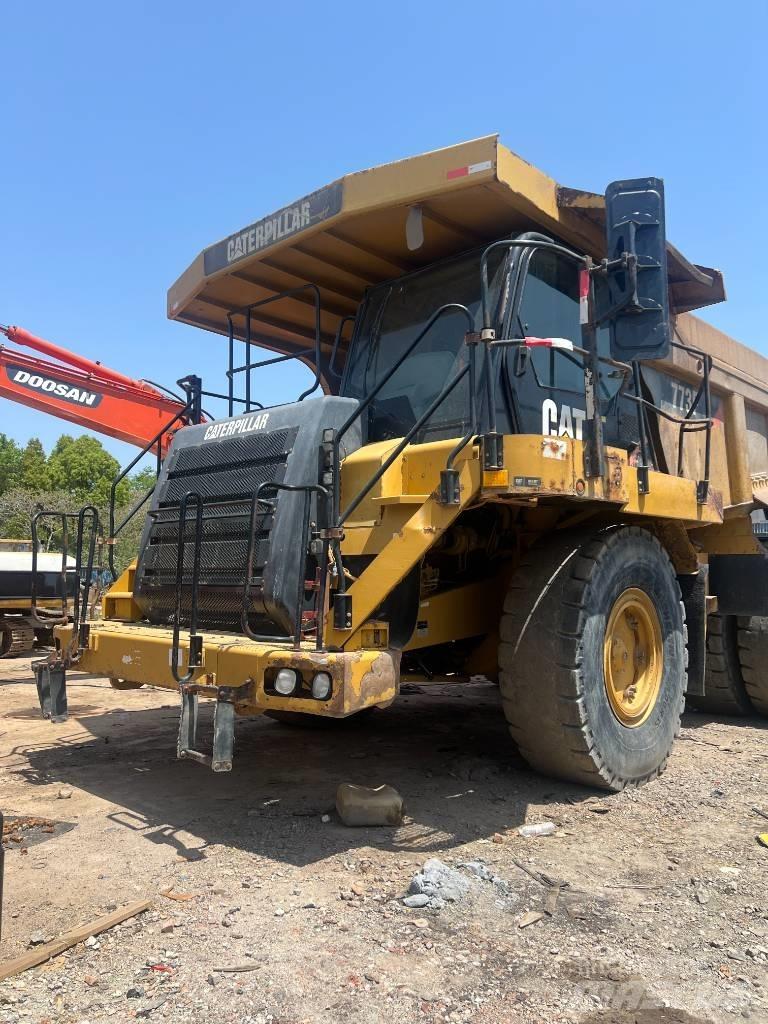 CAT 773F Nehézdömper