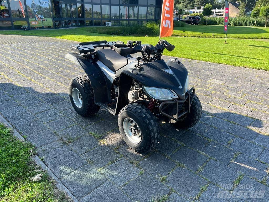 Sym UA18A Terepjárók