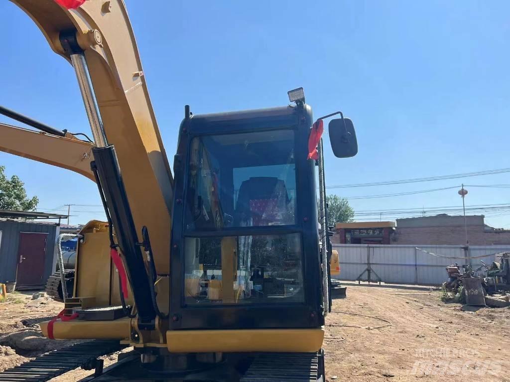 CAT 307 Lánctalpas kotrók