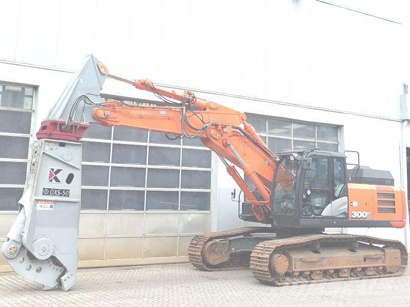 Hitachi ZX 300 LC-6 Bontásra használt kotrók