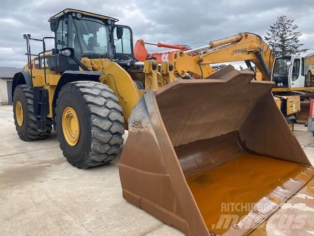 CAT 980 M Gumikerekes homlokrakodók